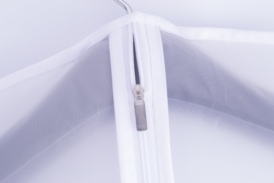 Traje no tejido blanco del bolso de vestidos el 120x52cm CMYK PEVA del cierre