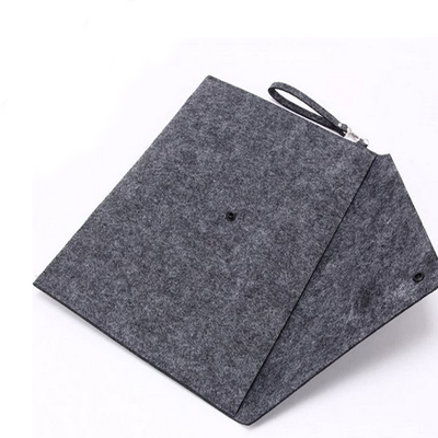 La manga del embalaje los 33.5cmx24cm del OEM del gris sentía a Tote Bag